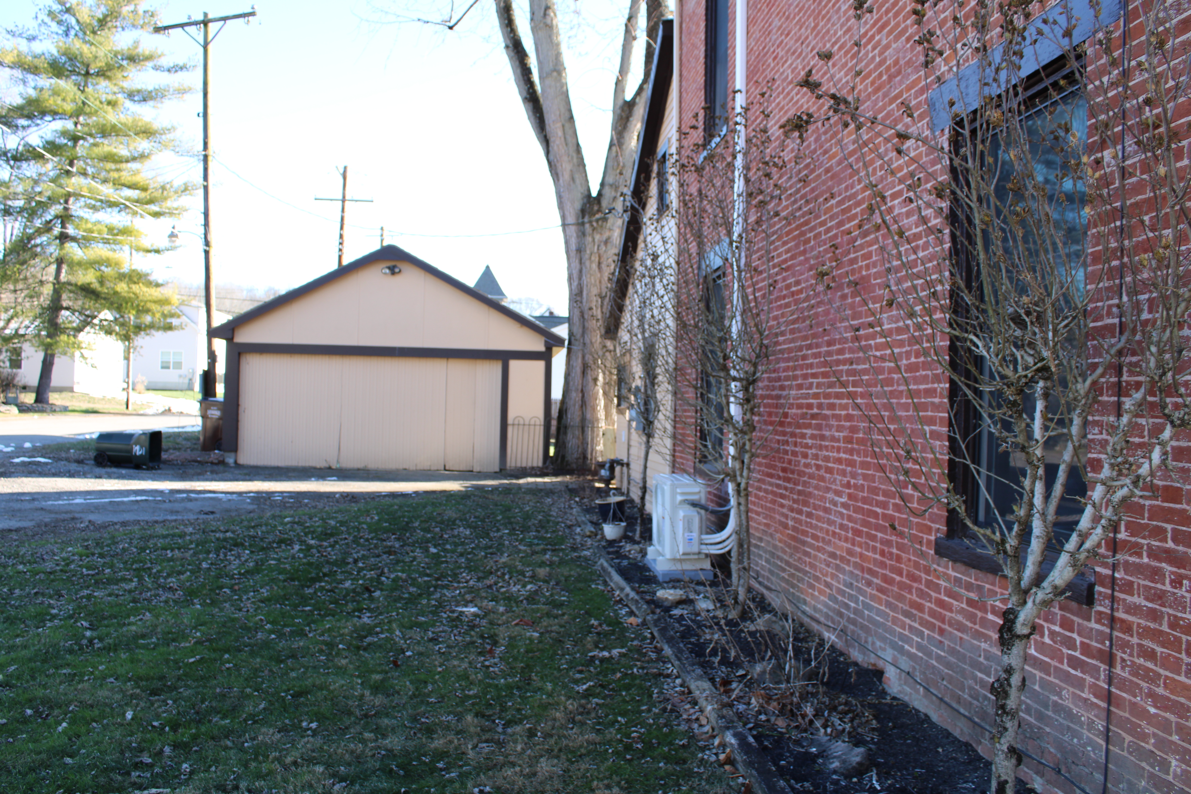 House Side View to Garage House Side View to Garage
