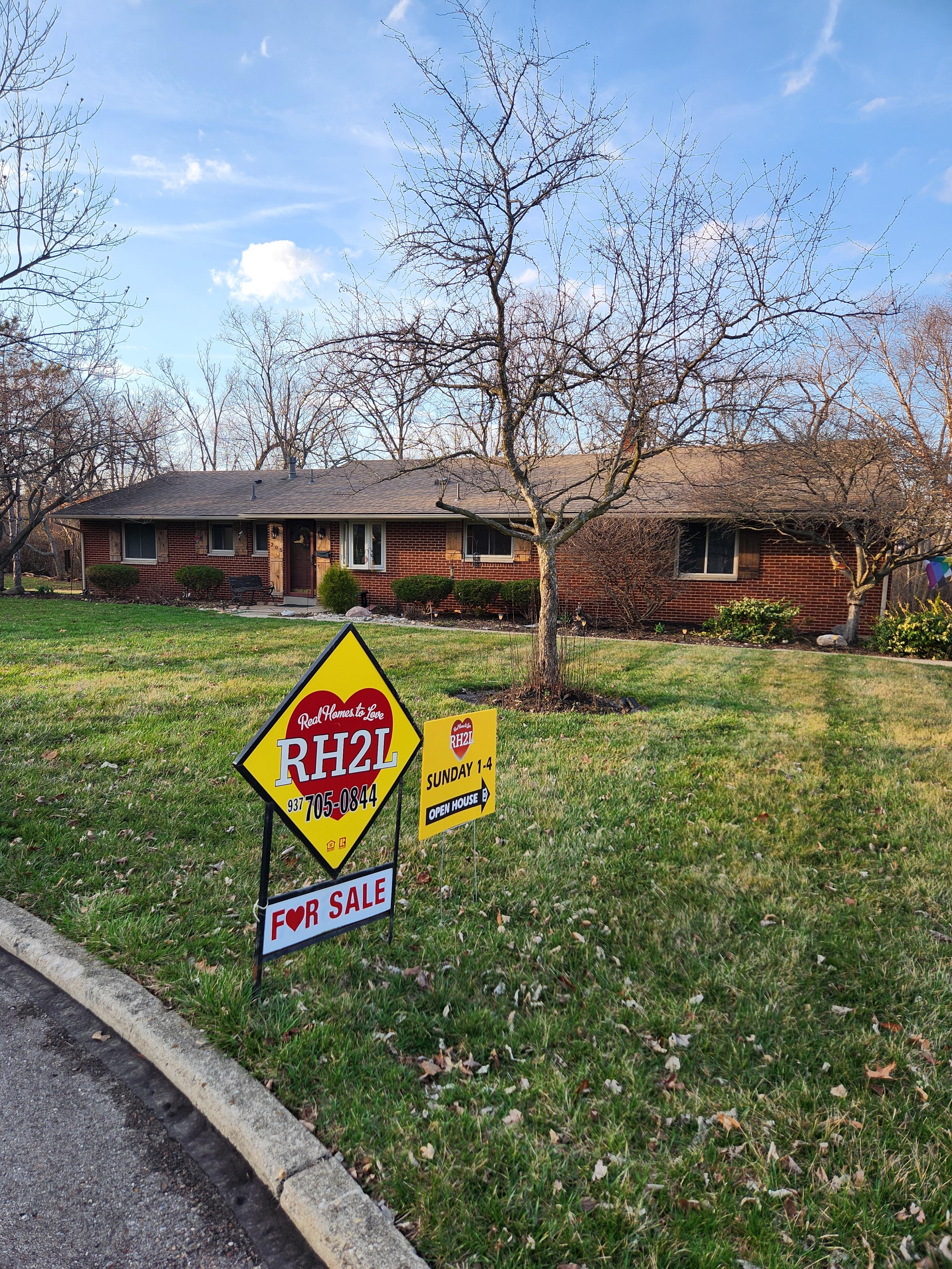 205 Sheldon, Centerville, Ohio 45459, 3 Bedrooms Bedrooms, 9 Rooms Rooms,2 BathroomsBathrooms,House,Successfully Sold,Sheldon,0,756910 205 Sheldon, Centerville, Ohio 45459, 3 Bedrooms Bedrooms, 9 Rooms Rooms,2 BathroomsBathrooms,House,Successfully Sold,Sheldon,0,756910