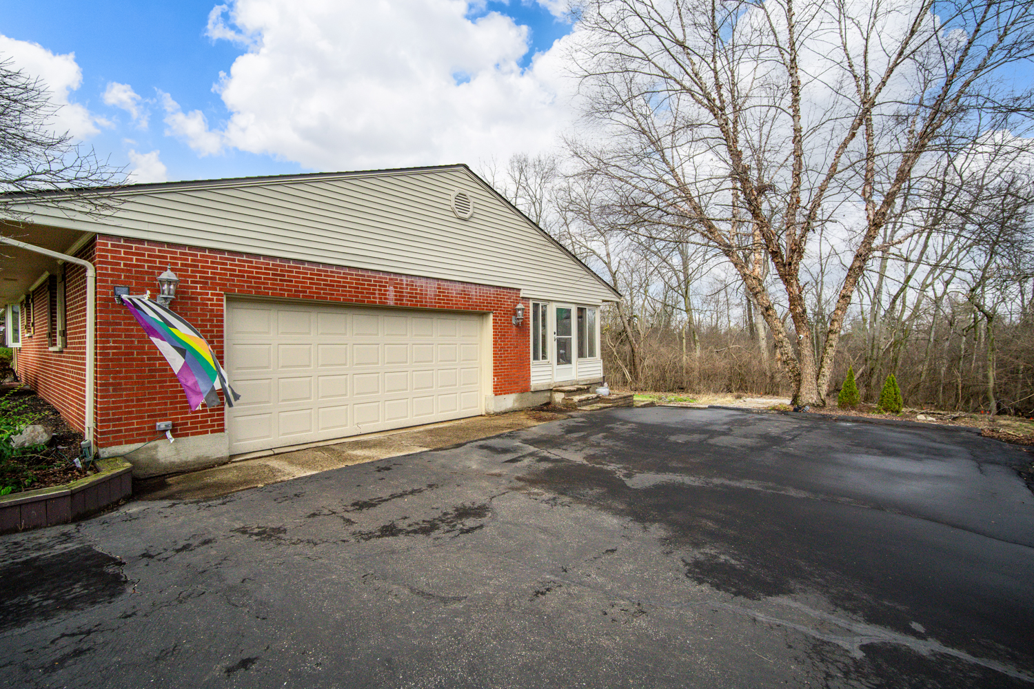 205 Sheldon, Centerville, Ohio 45459, 3 Bedrooms Bedrooms, 9 Rooms Rooms,2 BathroomsBathrooms,House,Successfully Sold,Sheldon,0,756910 205 Sheldon, Centerville, Ohio 45459, 3 Bedrooms Bedrooms, 9 Rooms Rooms,2 BathroomsBathrooms,House,Successfully Sold,Sheldon,0,756910